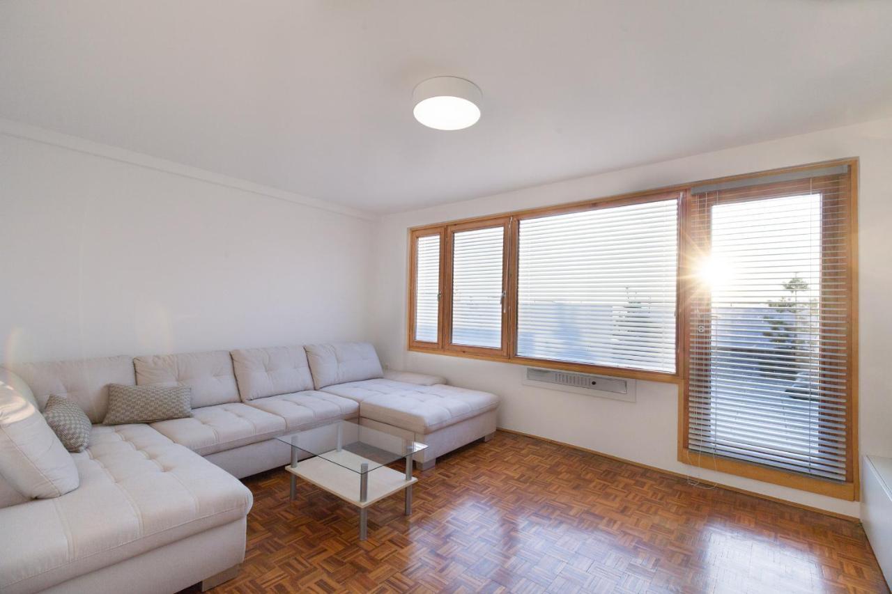 Bright Penthaus Apartement, With A Wonderful View *